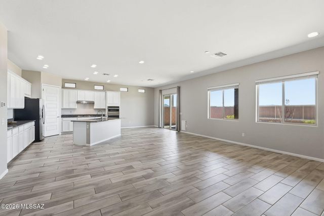 12736 E Prairie Aster Lane, Tucson, AZ 85747