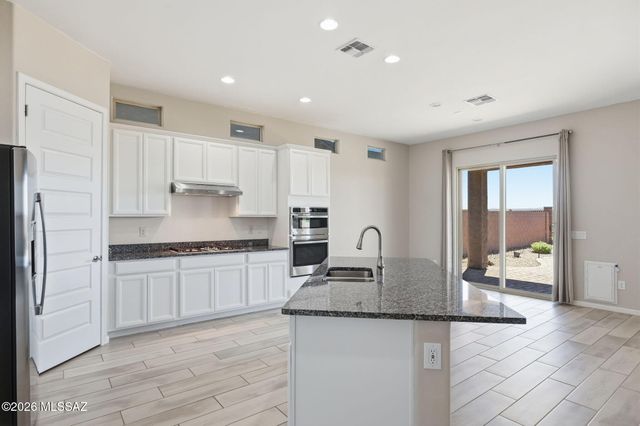 12736 E Prairie Aster Lane, Tucson, AZ 85747