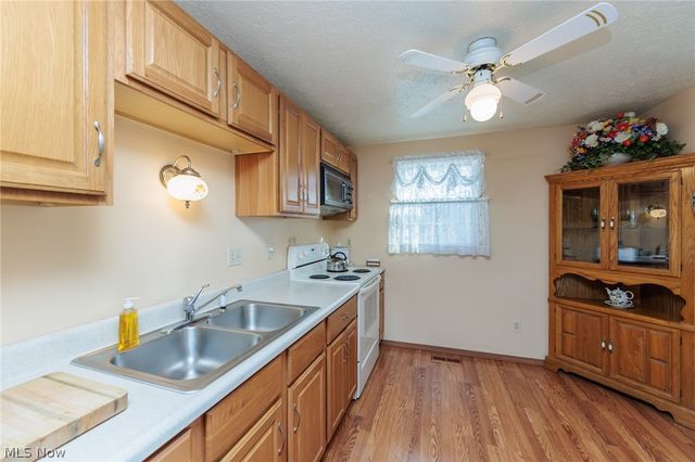 599 Berkshire Drive, Medina, OH 44256