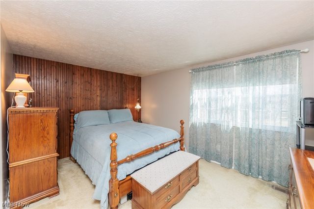 599 Berkshire Drive, Medina, OH 44256