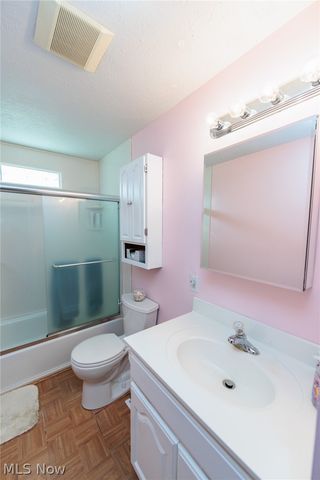 599 Berkshire Drive, Medina, OH 44256