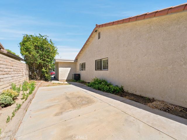 5835 Cardoza Drive, Westlake Village, CA 91362