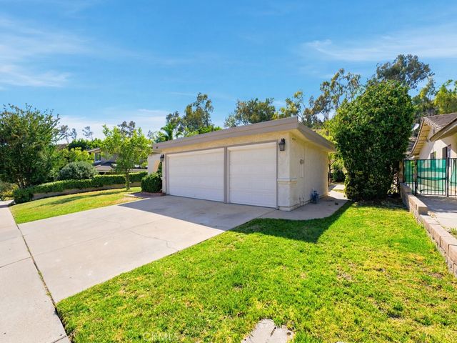 5835 Cardoza Drive, Westlake Village, CA 91362