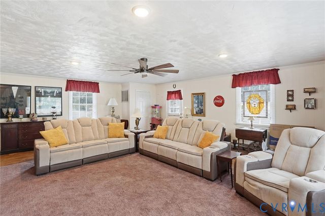 11016 Pridesville Rd, Amelia, VA 23002