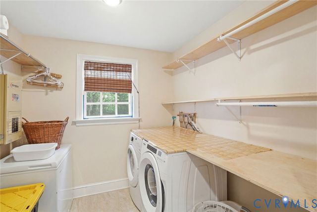11016 Pridesville Rd, Amelia, VA 23002
