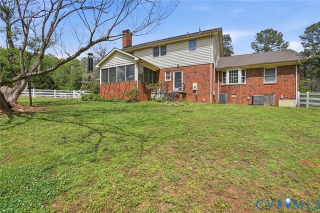 11016 Pridesville Rd, Amelia, VA 23002