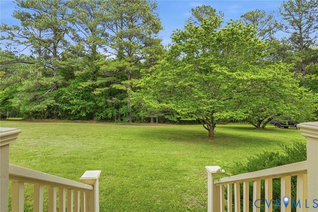 11016 Pridesville Rd, Amelia, VA 23002