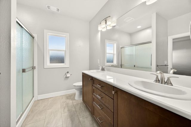 436 Cheney Loop, Central Point, OR 97502