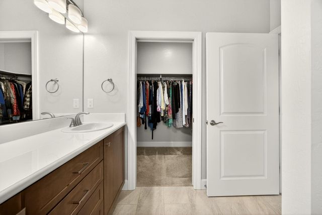 436 Cheney Loop, Central Point, OR 97502