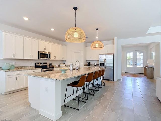11361 Timber Creek DR, Fort Myers, FL 33913