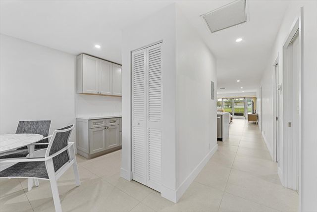 13797 Via Aurora D, Delray Beach, FL 33484