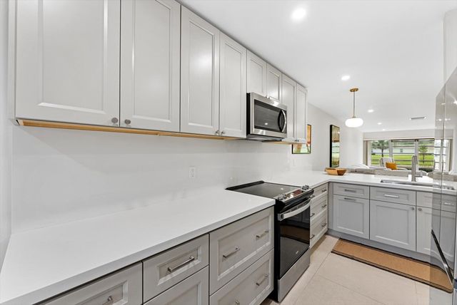 13797 Via Aurora D, Delray Beach, FL 33484