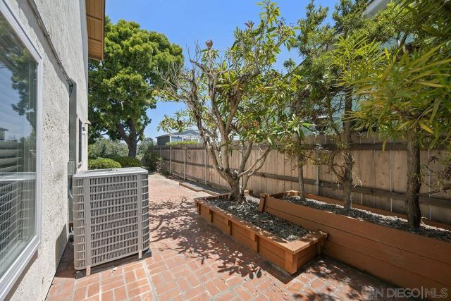 4452 Camrose Avenue, San Diego, CA 92122