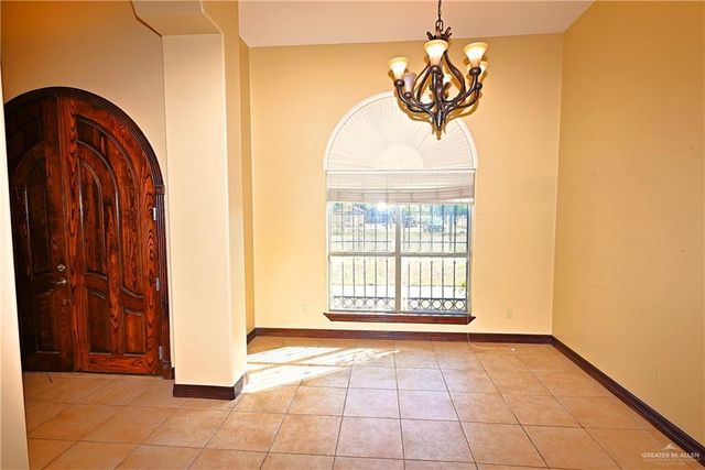 7931 Dallas Circle, Mission, TX 78574