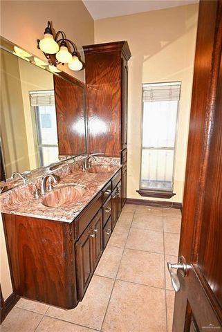 7931 Dallas Circle, Mission, TX 78574