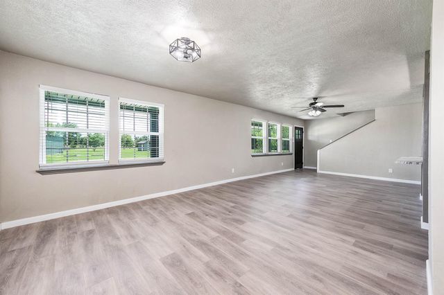 4340 County Road 541, Alvin, TX 77511