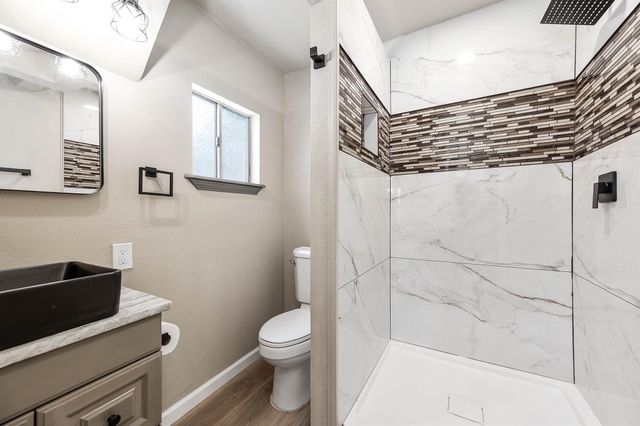 4340 County Road 541, Alvin, TX 77511