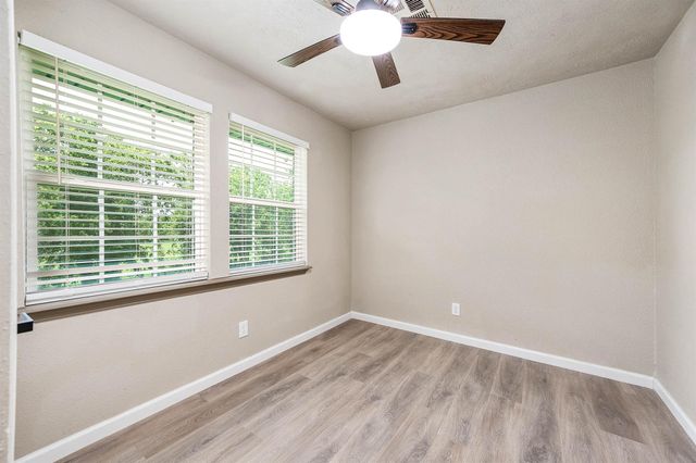 4340 County Road 541, Alvin, TX 77511
