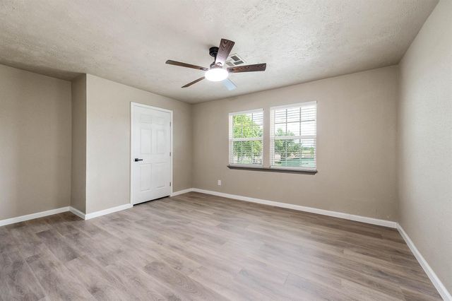 4340 County Road 541, Alvin, TX 77511