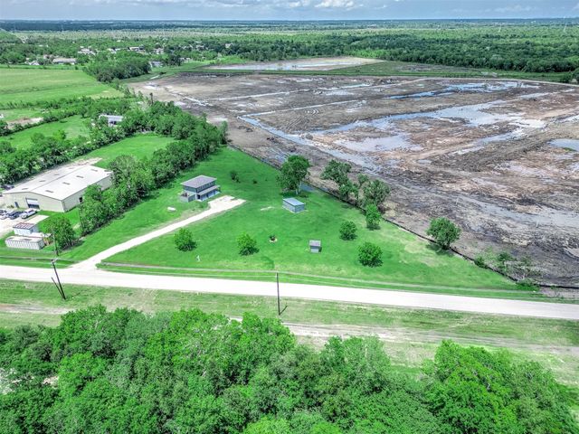 4340 County Road 541, Alvin, TX 77511