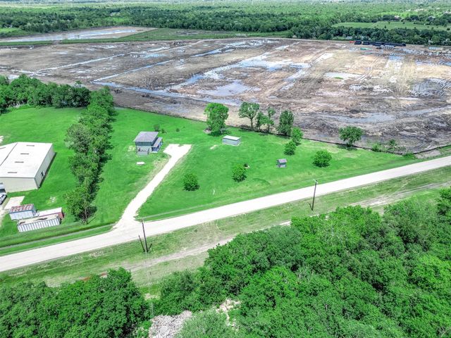 4340 County Road 541, Alvin, TX 77511