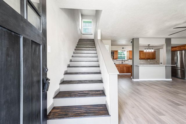 4340 County Road 541, Alvin, TX 77511