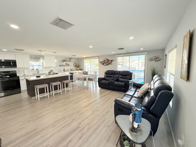 505 Oldsmar Lane, Key Largo, FL 33037