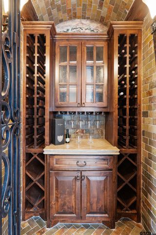 4331 Mark Hayes Court, Tyler, TX 75709