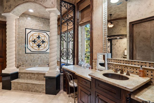 4331 Mark Hayes Court, Tyler, TX 75709