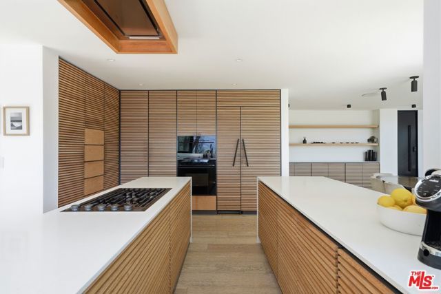 3319 Dona Lola Place, Los Angeles, CA 91604