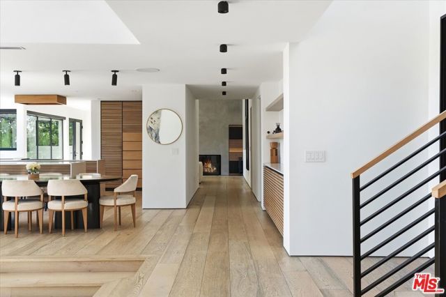 3319 Dona Lola Place, Los Angeles, CA 91604