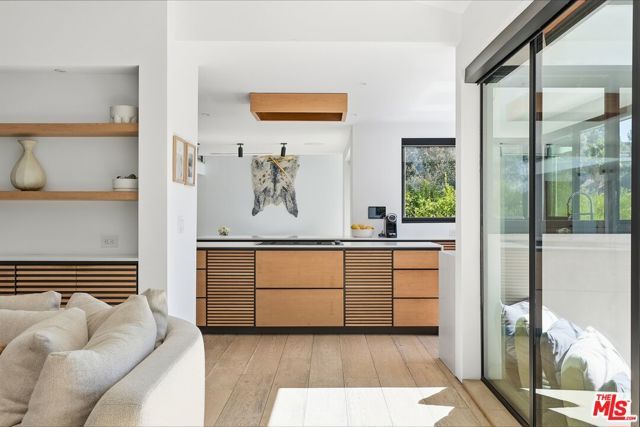 3319 Dona Lola Place, Los Angeles, CA 91604