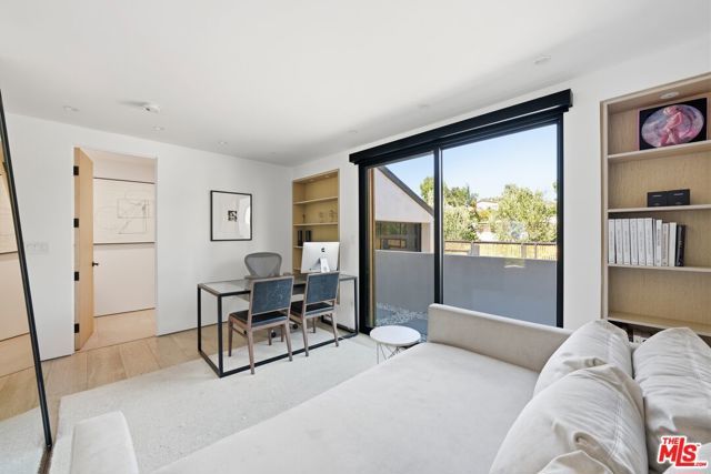 3319 Dona Lola Place, Los Angeles, CA 91604
