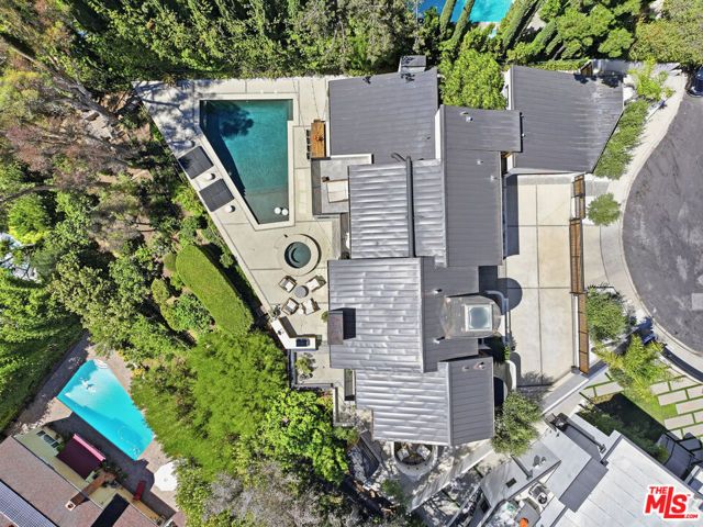 3319 Dona Lola Place, Los Angeles, CA 91604