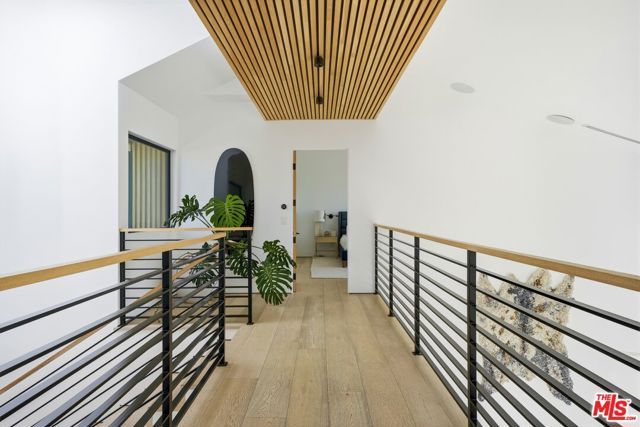 3319 Dona Lola Place, Los Angeles, CA 91604