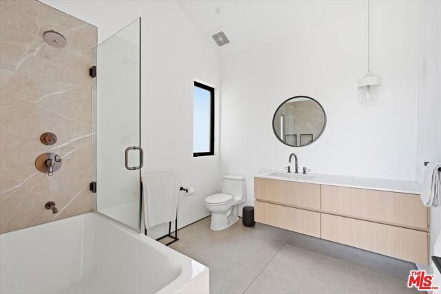 3319 Dona Lola Place, Los Angeles, CA 91604