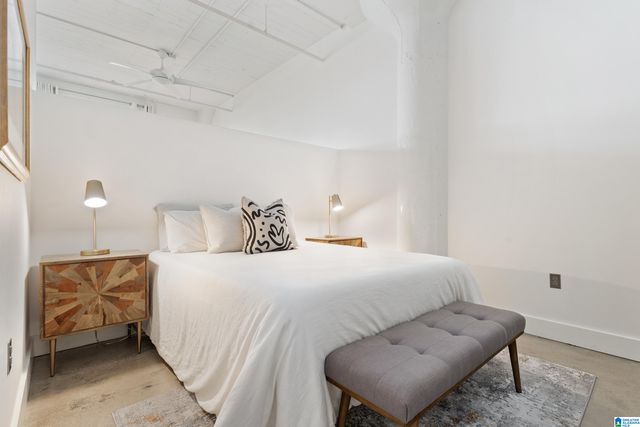 2201 5th Ave S Apt 208, Birmingham, AL 35233