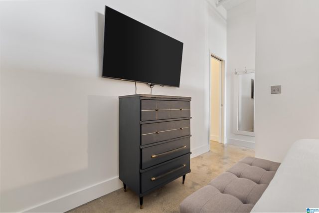2201 5th Ave S Apt 208, Birmingham, AL 35233