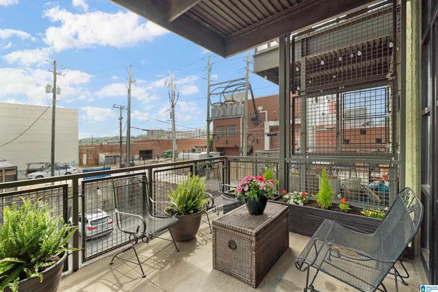 2201 5th Ave S Apt 208, Birmingham, AL 35233