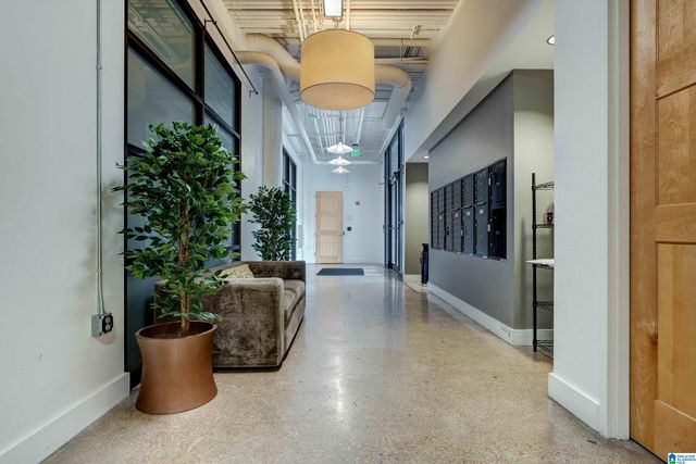 2201 5th Ave S Apt 208, Birmingham, AL 35233