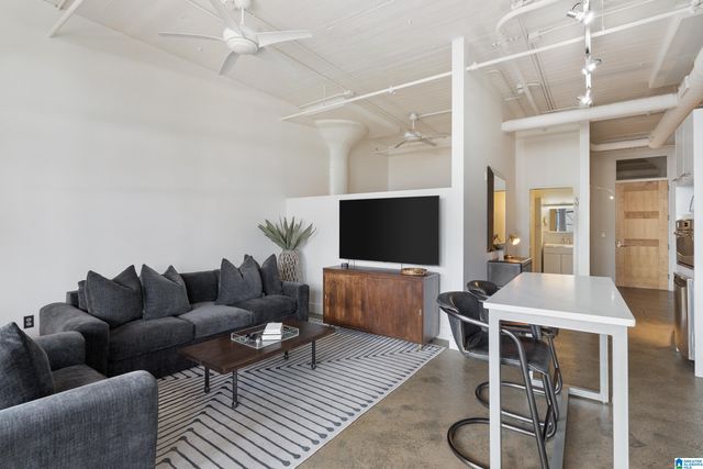 2201 5th Ave S Apt 208, Birmingham, AL 35233