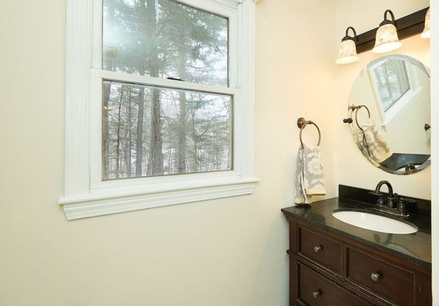 35 Sproul Rd, Hanover, MA 02339