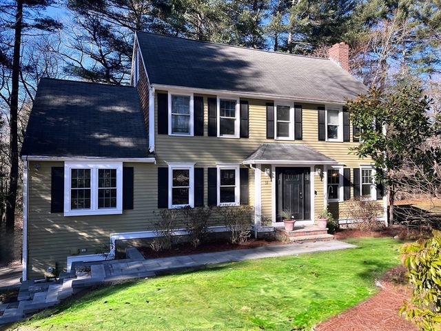35 Sproul Rd, Hanover, MA 02339