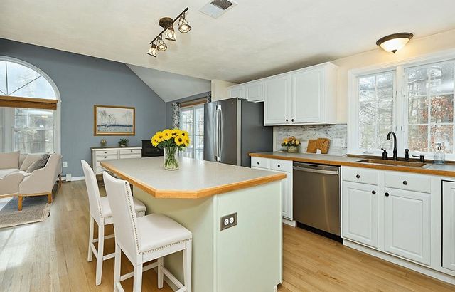 35 Sproul Rd, Hanover, MA 02339