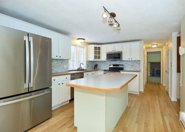 35 Sproul Rd, Hanover, MA 02339