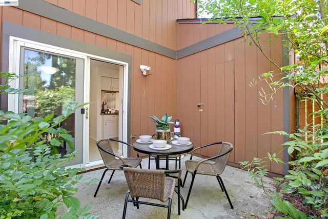 38623 Cherry Ln 128, Fremont, CA 94536