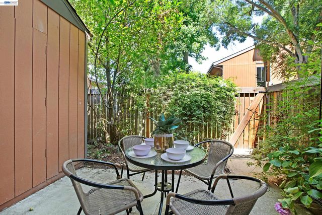 38623 Cherry Ln 128, Fremont, CA 94536