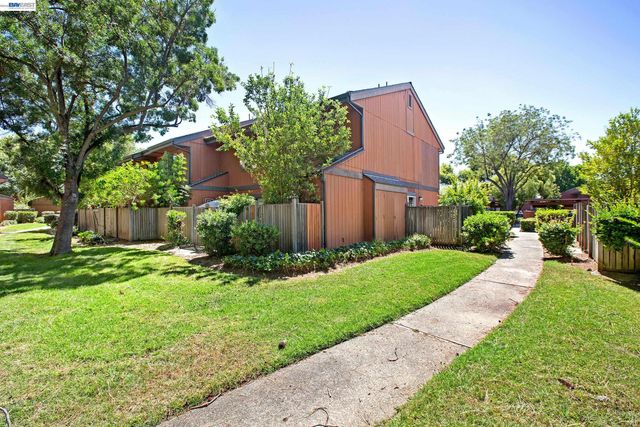 38623 Cherry Ln 128, Fremont, CA 94536