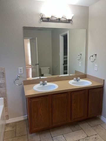 2904 Lakefield Drive, Wylie, TX 75098
