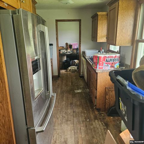 8535 Ames Avenue, Omaha, NE 68134